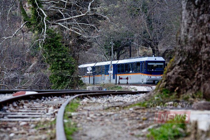 Corinth, Cave of Lakes, Odontotos Railway Private Tour with Greek Lunch Included - Interpreting the Experience
