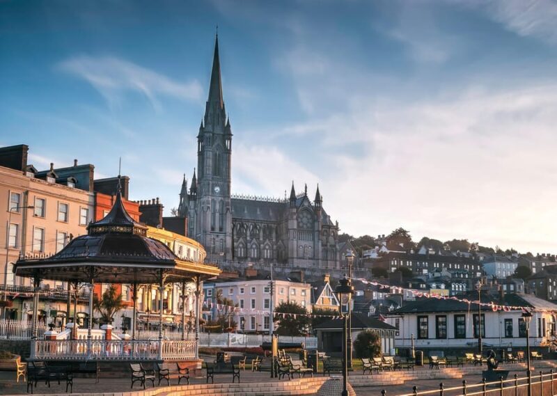 Cork's Flavorful Footsteps: A Walking Food Adventure - Key Points