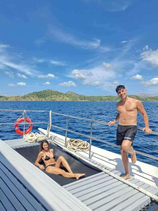 Coron Island: Premier Trimaran Tour - Lunch and Snacks: A Gourmet Feast at Sea