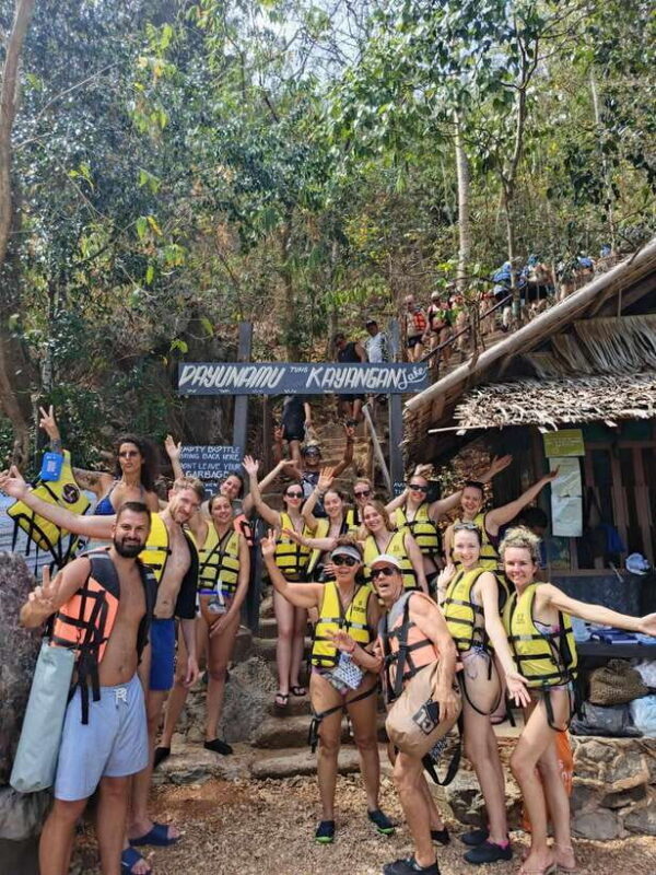 Coron Ultimate Tour: 7 Destinations with Lunch & Transfers - Value and Cost Analysis