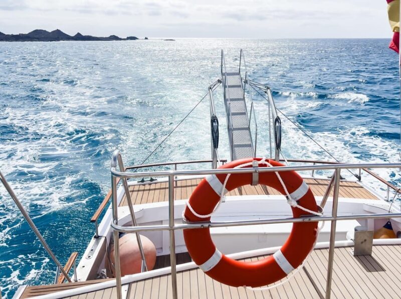 Corralejo: Return Ferry Ticket to Lobos Island Fuerteventura - Exploring Lobos Island: An Authentic Day Trip from Corralejo