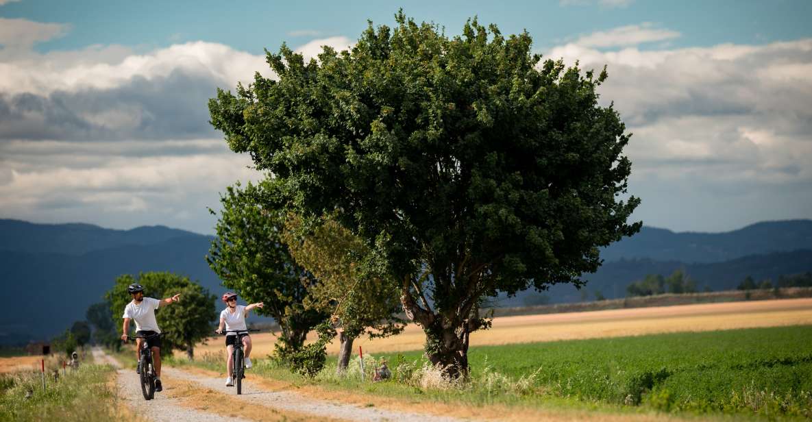 Cortona: Val Di Chiana E-Bike Tour With Optional Wine Lunch - Eco-Friendly Biking Experience