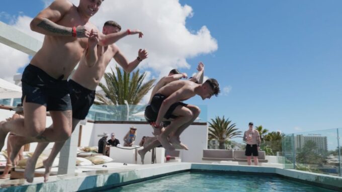 Costa Adeje: Tenerife Monkey Beach Club Utopia Pool Party - Location and Duration