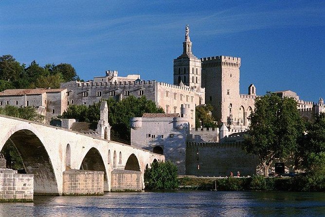 Côtes Du Rhône Wine Tour: Avignon, Palace of the Popes - Discovering Avignons Architectural Marvels