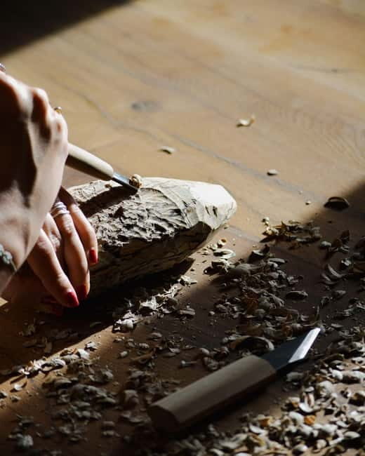 Cotignac: Wood Sculpture Studio - Key Points