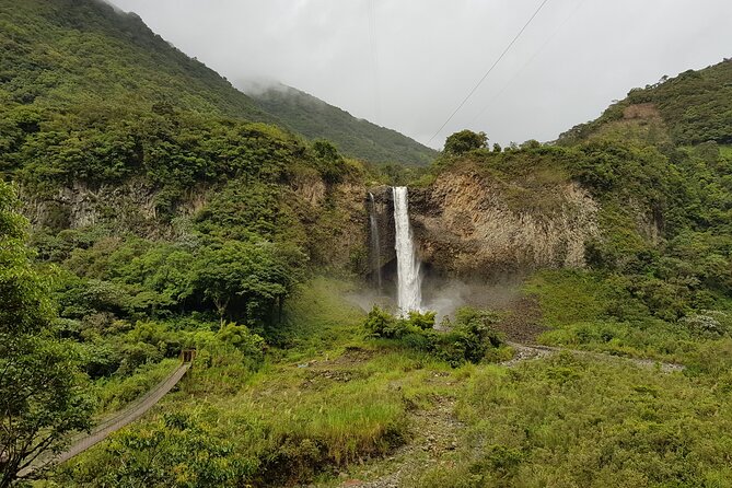 Cotopaxi and Banos: an Journey Between Volcanoes and Waterfalls - Private Transportation and Bilingual Guide