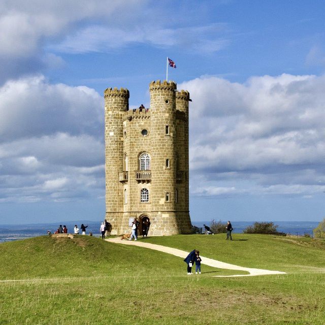 Cotswold & Shakespeare Country Private Tour With Entry - Tour Experience