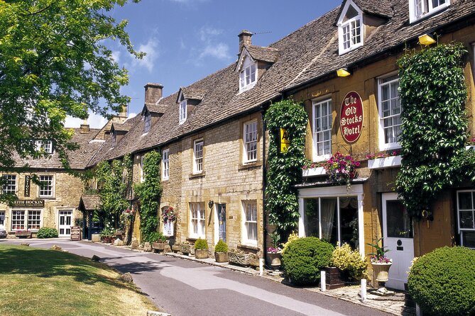 Cotswolds Experience - Full Day Small Group Day Tour From Bath ( Max 14 Persons) - Personal Attention From Guide