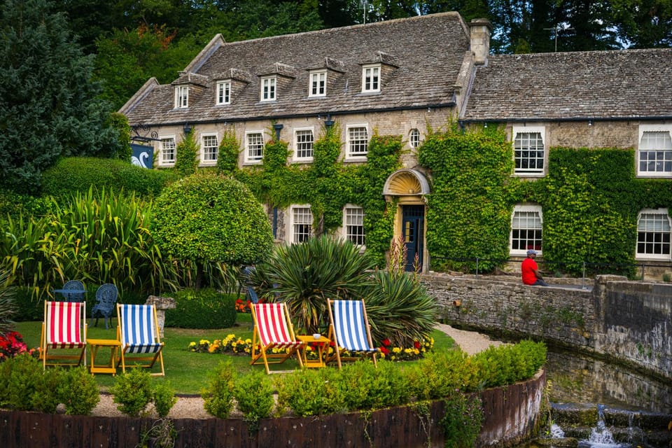 Cotswolds Village Private Car Tour and Photoshoot - FAQs