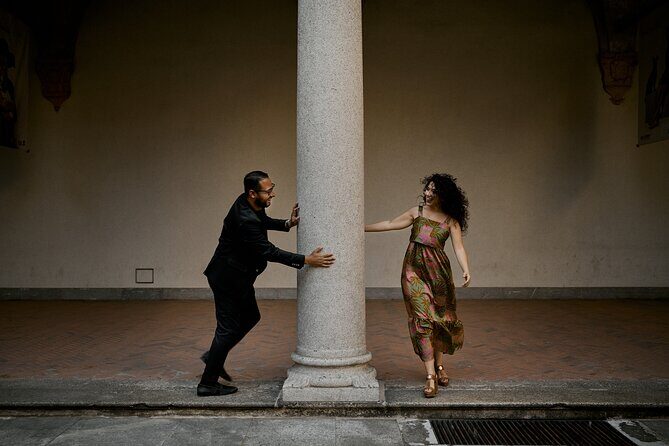 Couples and Family 1 Hour Private Photoshoot in Milano - Who Will Love This Tour?
