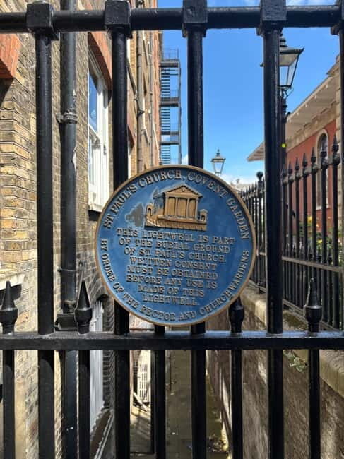 Covent Garden Tour; ghosts and theaters with tarot cards at the end - Key Points