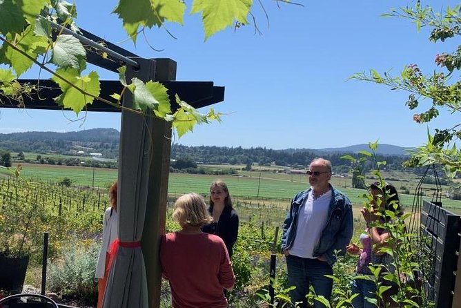 Cowichan Valley Premium Wine Tour - Concierge Services