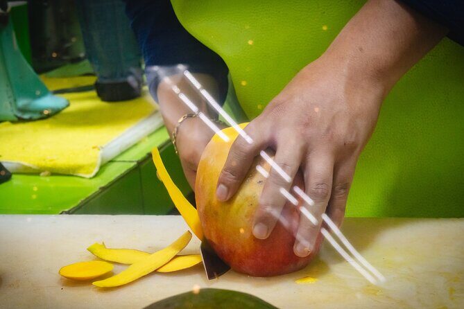 Coyoacán Market Food Tour Mexico City: Urban Eats & Local Legends - What You Can Expect from the Coyoacán Market Food Tour