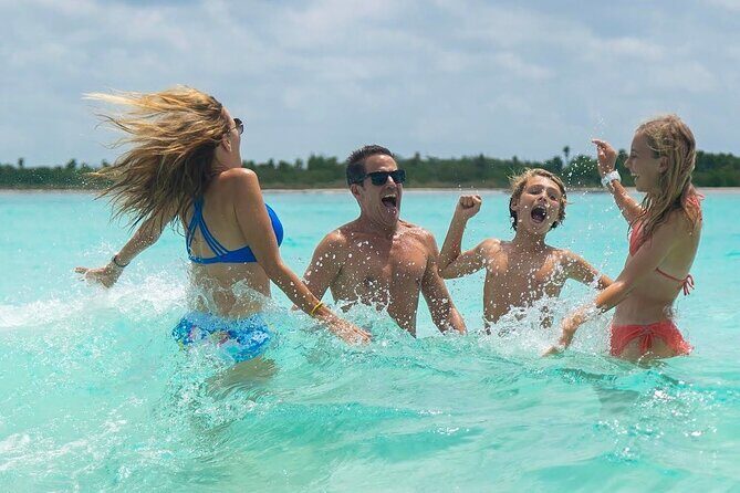 Cozumel Catamaran Tour: Snorkel at Top Reefs & Open Bar - FAQ