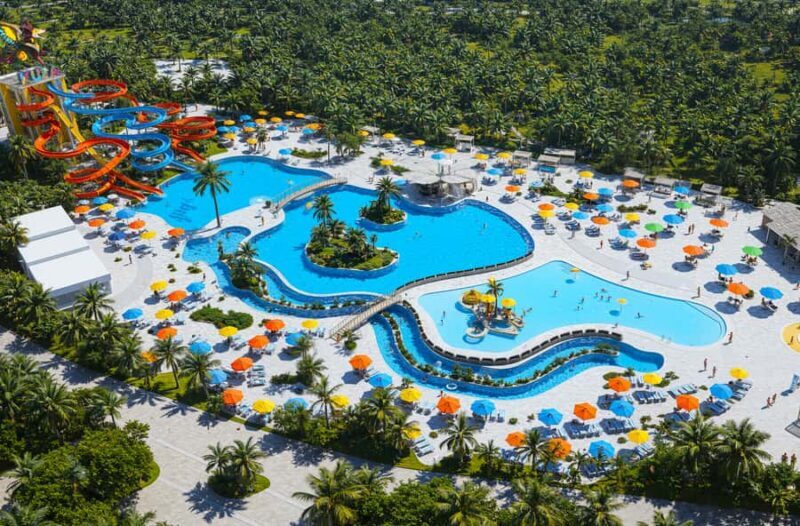 Cozumel: Day Pass with Buffet, Open Bar & Water Park at KUZÁ - FAQ