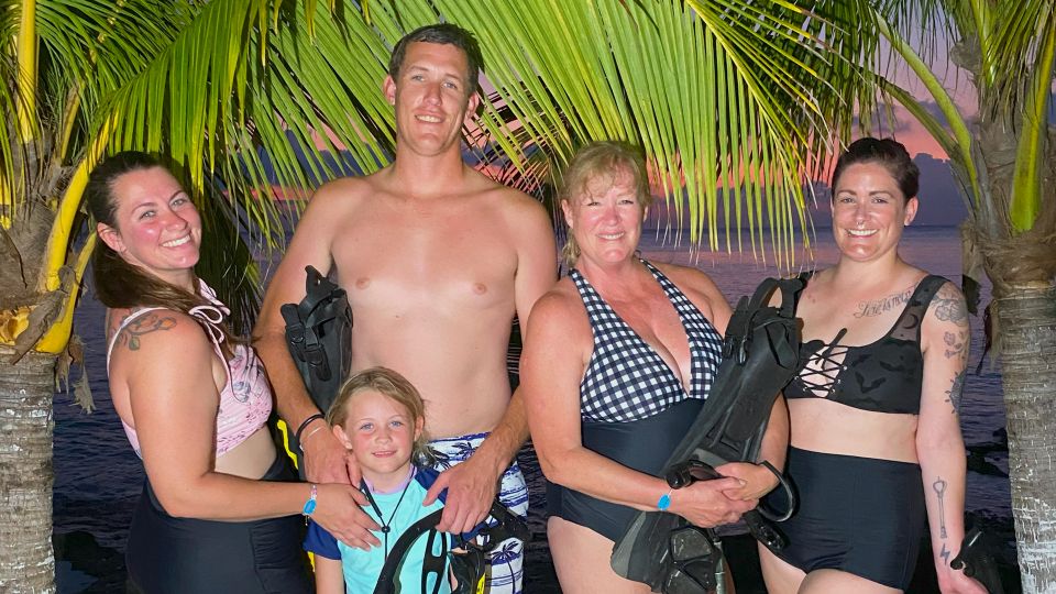 Cozumel: Night Time Snorker Session - Active Nocturnal Aquatic Creatures