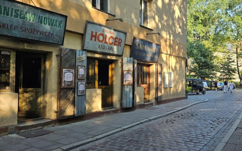 Cracow: Kazimierz Jewish Quarter Walking Tour - FAQ