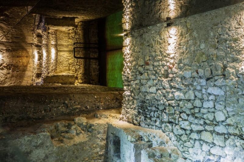 Cracow: Wawel Castle & Cathedral, Rynek Underground & Lunch - Costs and Value