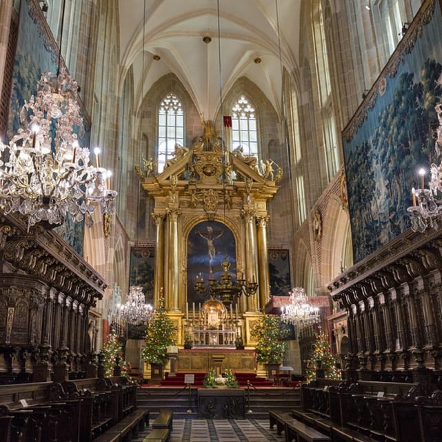 Cracow: Wawel Castle & Cathedral, Rynek Underground & Lunch - FAQ