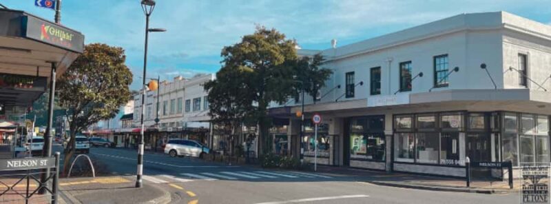 Craft beers & car museum - Half Day Tour - Who Should Consider This Tour?