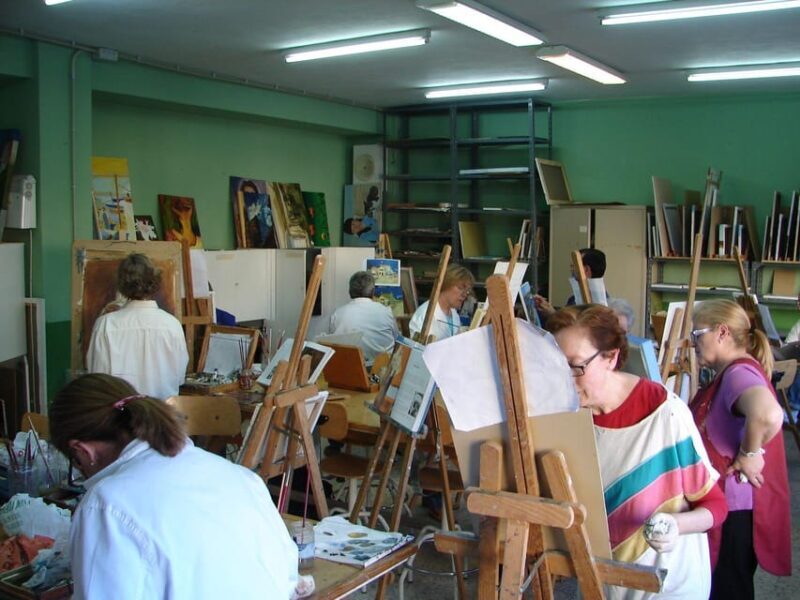 CREA TU ESTILO DE PINTURA / CREATE YOUR PAINTING STYLE - Who Would Love This Experience?