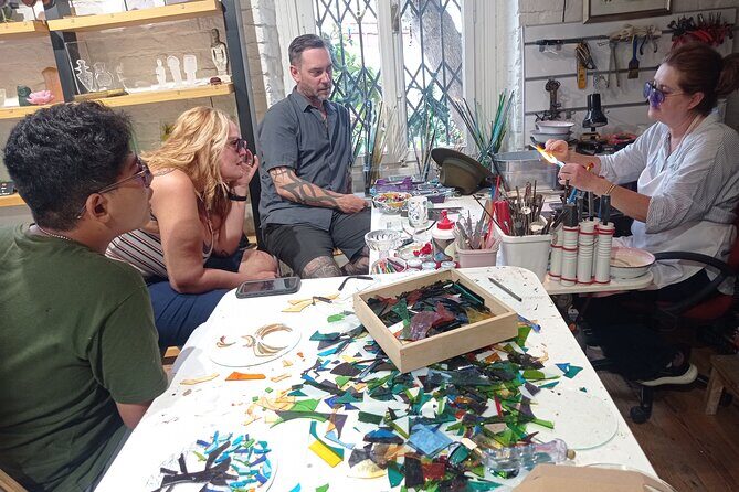 Create Unique GlassArts in Fusion Workshop with the Glass Master - The Experience Itself: From Learning to Creating