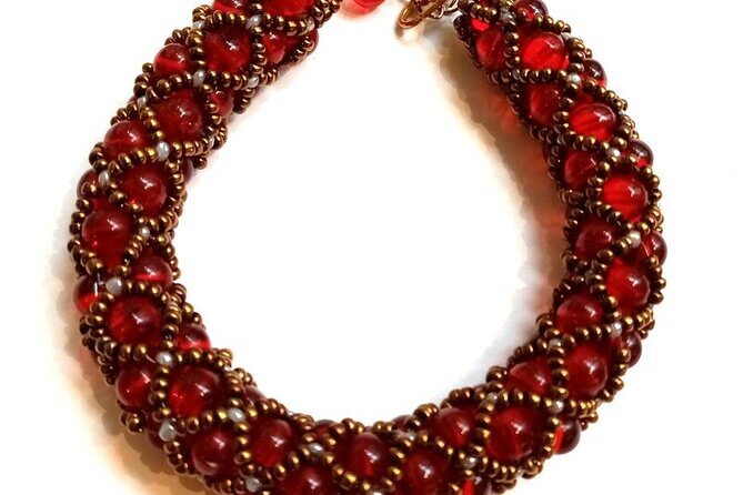 Create unique jewelry from top Parisian designer Bijoux Blues - Key Points