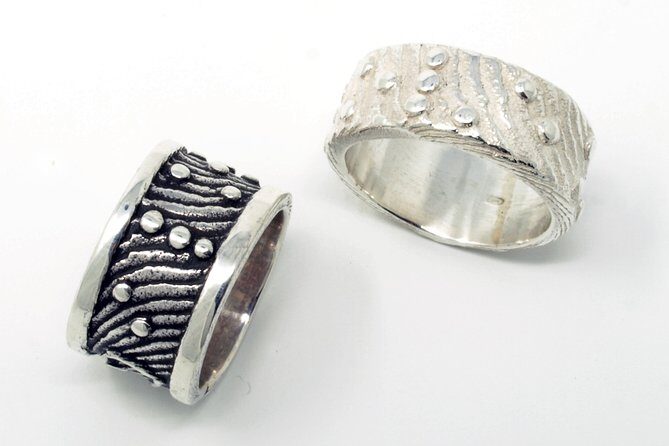 Create your original cuttlefish bone cast jewelry. - An In-Depth Look at the Experience