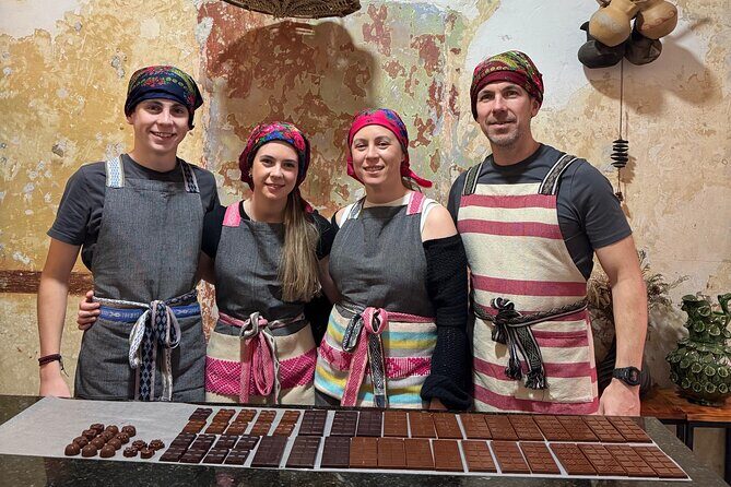 Create your own Oaxacan chocolate bar - Creating Your Own Oaxacan Chocolate Bar: A Sweet Hands-On Experience