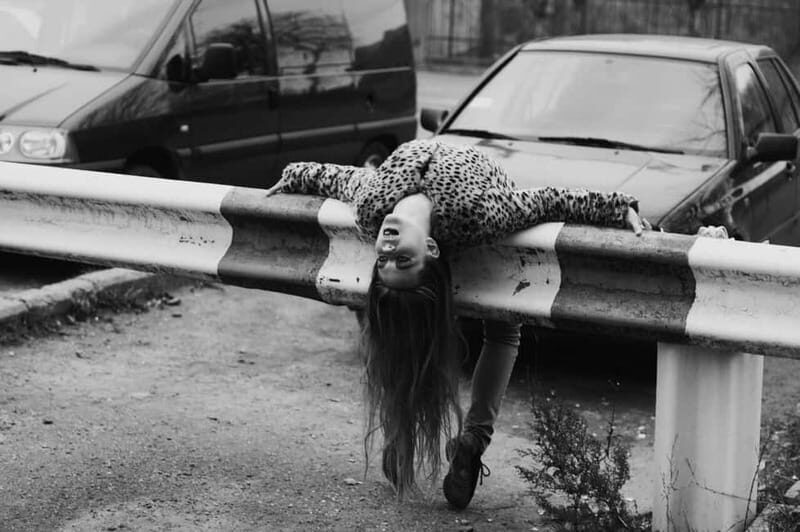 Creative Portraits in Berlins Streets - Limitations and Considerations