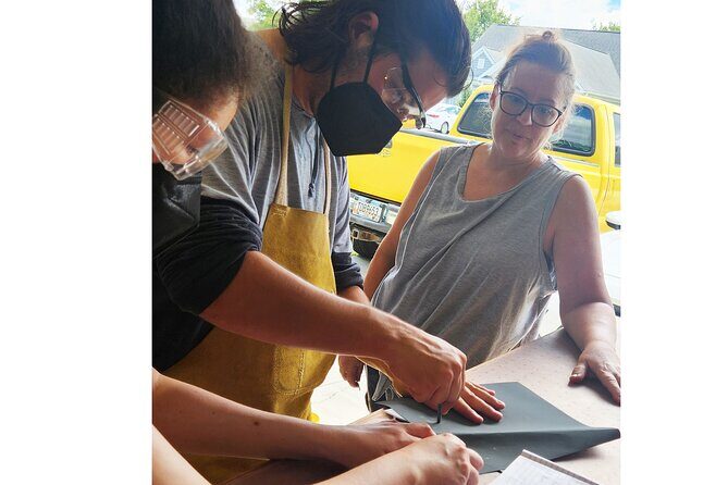 Creative Upcycling Art Classes - Meeting Point and Logistics