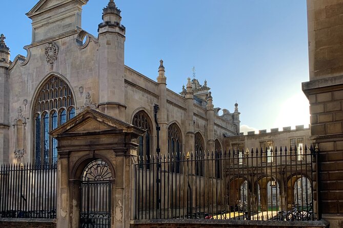 Creepy Cambridge - Cambridges Most Entertaining Ghost Walk - Mysterious Trinity College