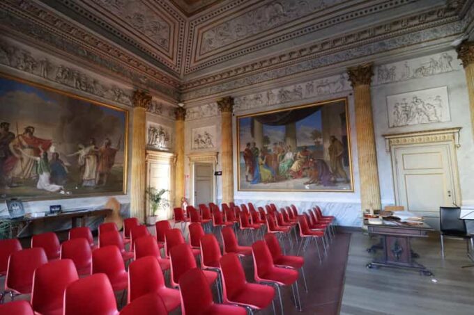 Cremona: Visit the Violinmaker School - The Secret of Strad - Frequently Asked Questions