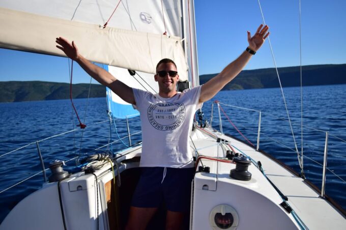 Cres: Sailing Experience Day-Trip - Duration and Group Size