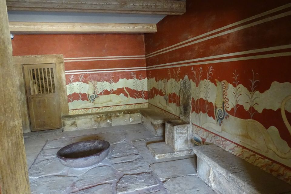 Crete: Knossos Palace, Zeus Cave & Oil Mill Private Tour - Authentic Experiences and Authenticity