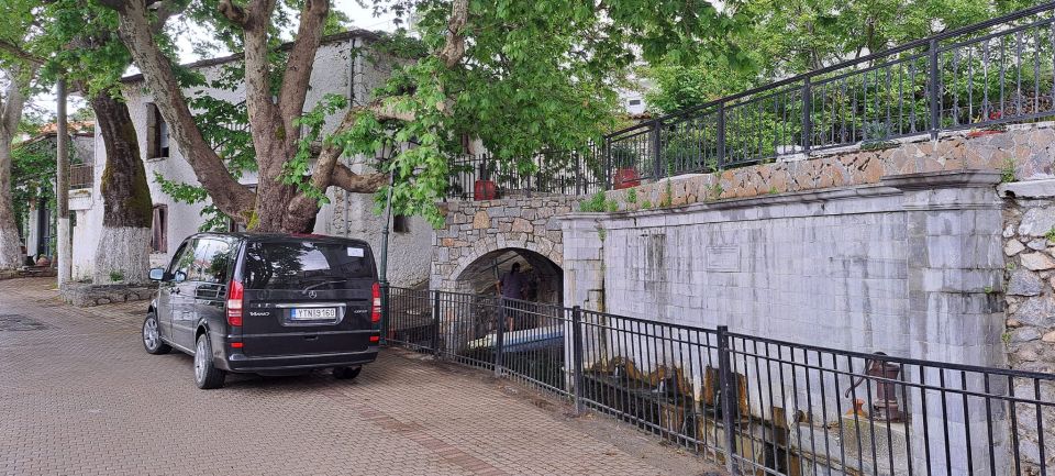 Crete: Knossos Palace, Zeus Cave & Oil Mill Private Tour - FAQ
