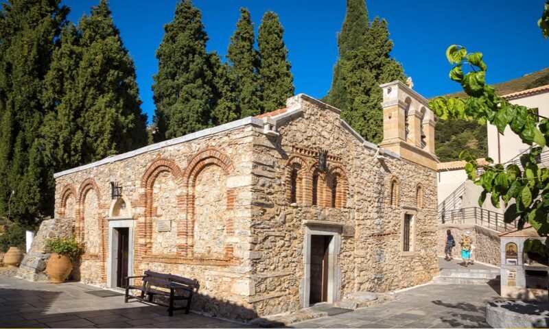 Crete: Lasithi Plateau & Knossos Palace Day Trip - Key Points