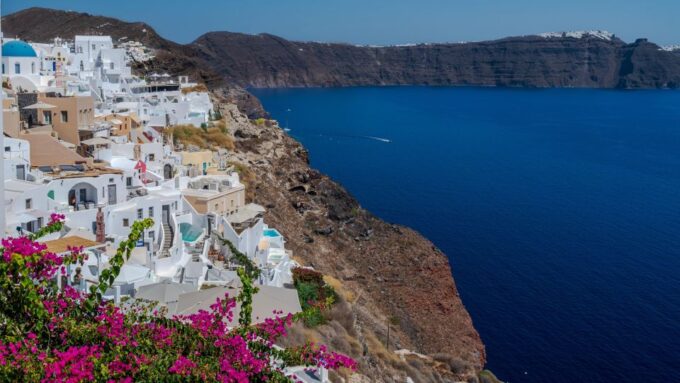 Crete: Santorini 1 Day Cruise - What to Bring