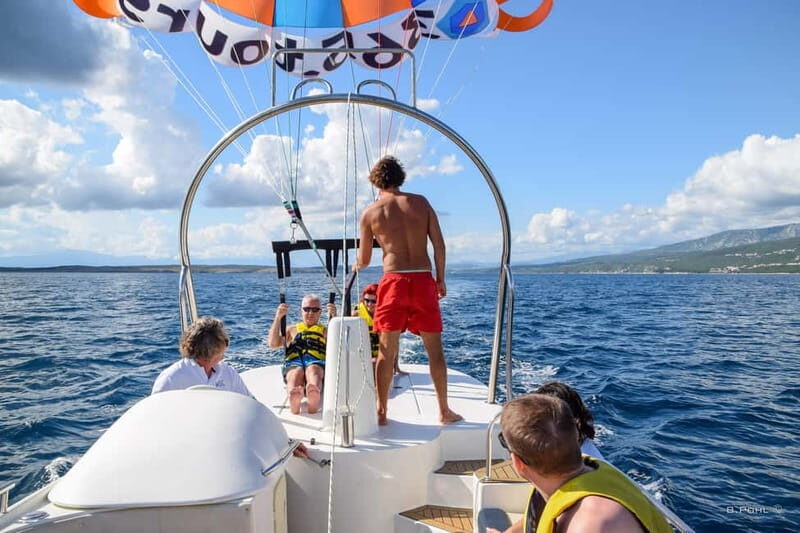 Crikvenica: Parasailing Experience Over the Adriatic Sea - Crikvenica: Parasailing Experience Over the Adriatic Sea