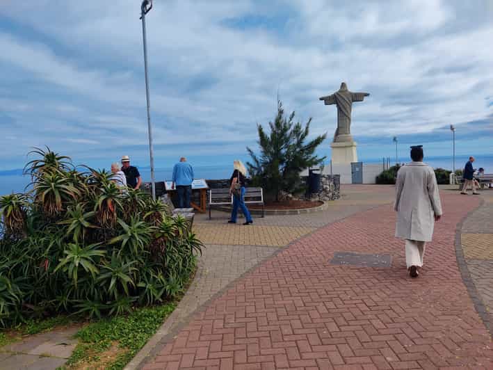 Cristo Rei Guided TukTuk Tour (From Funchal) - Why This Tour Is a Great Choice  