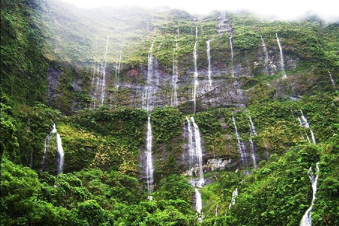 Crossing Over Tahiti Island Safari 4x4 - Authentic Guides and Personal Stories