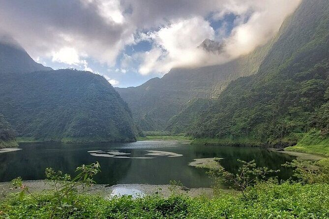 Crossing Over Tahiti Island Safari 4x4 - The Bumpy Adventure and Its Rewards