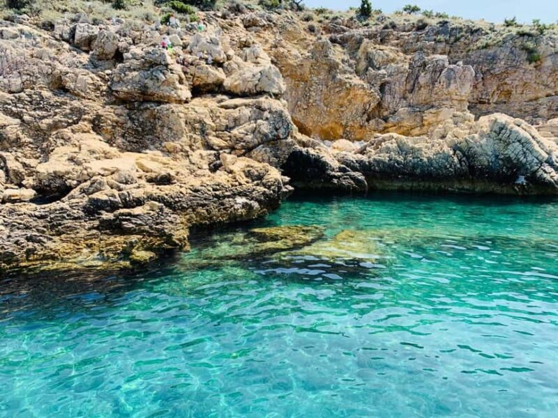 Cruise at Golden Beach and Blue cave, explore island Plavnik - The Sum Up