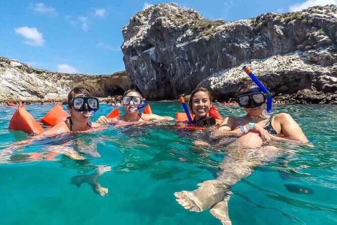 Cruise in Marietas Island with Lunch and Open Bar - FAQ