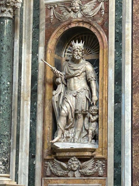 Cruise Ship Tour (Royal Palace of Caserta& Shopping) - Aperitif, Lunch, and Drinks