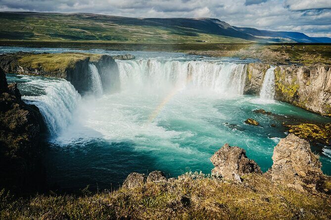 Cruise Tour Godafoss and Myvatn Lake and Baths Small Group - The Sum Up: Who Should Consider This Tour?