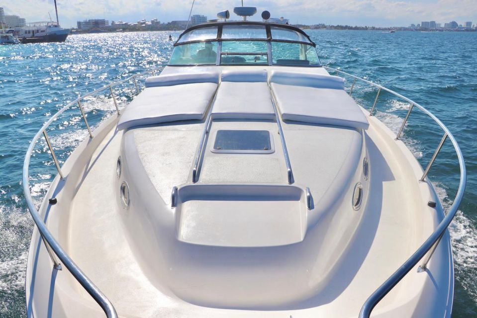 Cruising Paradise in a Luxury Yacht in Cancun - 4-Hour Isla Mujeres Excursion