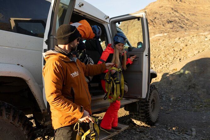 Crystal Blue Ice Cave - Super Jeep From Jökulsárlón Glacier Lagoon - Who Will Love This Tour?