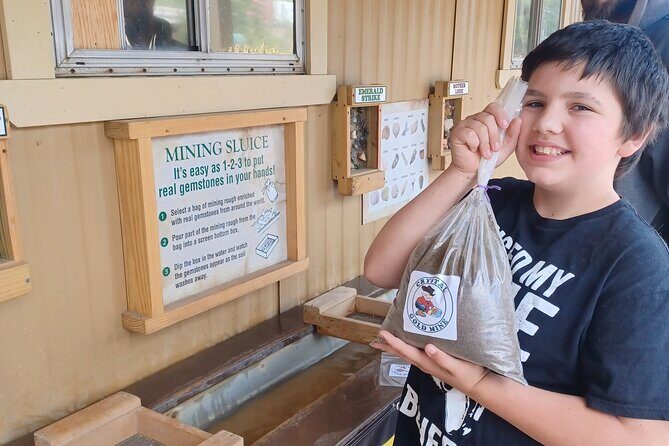 Crystal Gold Mine Tour With Emerald Strike Combo Deal - An In-Depth Look at the Crystal Gold Mine Experience