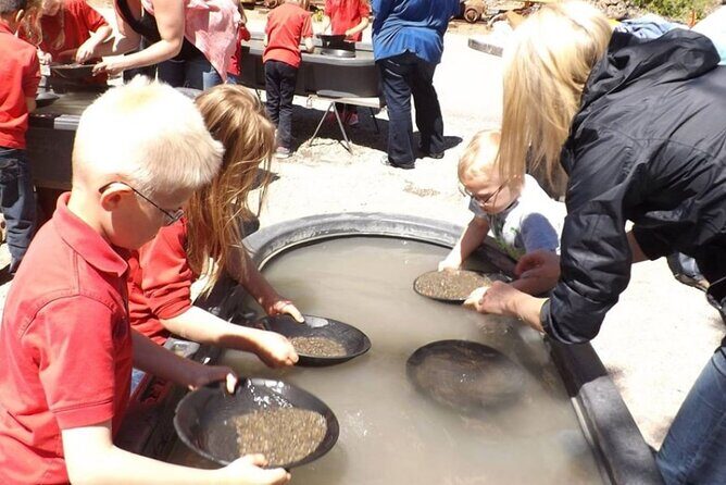 Crystal Gold Mine Tour With Gold Panning and Miner's Museum Visit - An In-Depth Look at the Crystal Gold Mine Tour